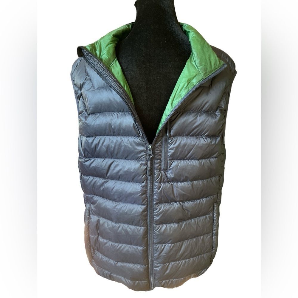 Spitalfields of London Navy Lightweight Down Puffer Vest Size Medium